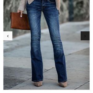 VICI MID RISE BOOTCUT DENIM “ TAYLOR” CUT SZ 11